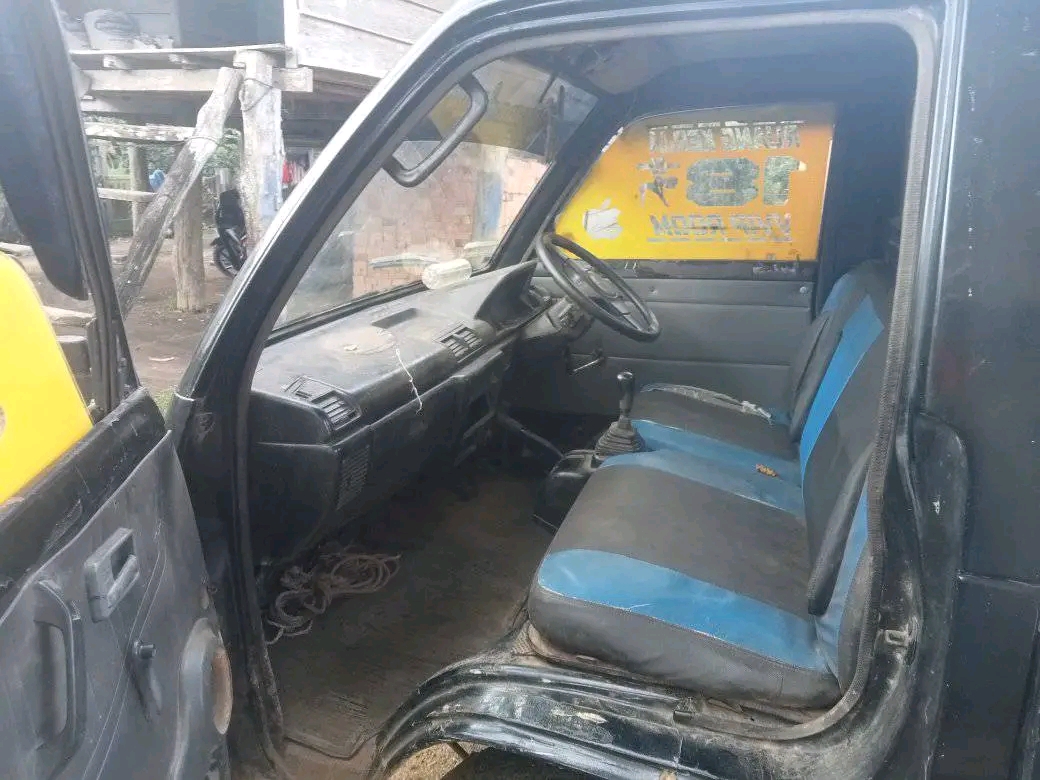 carry pick up 2001 bekas